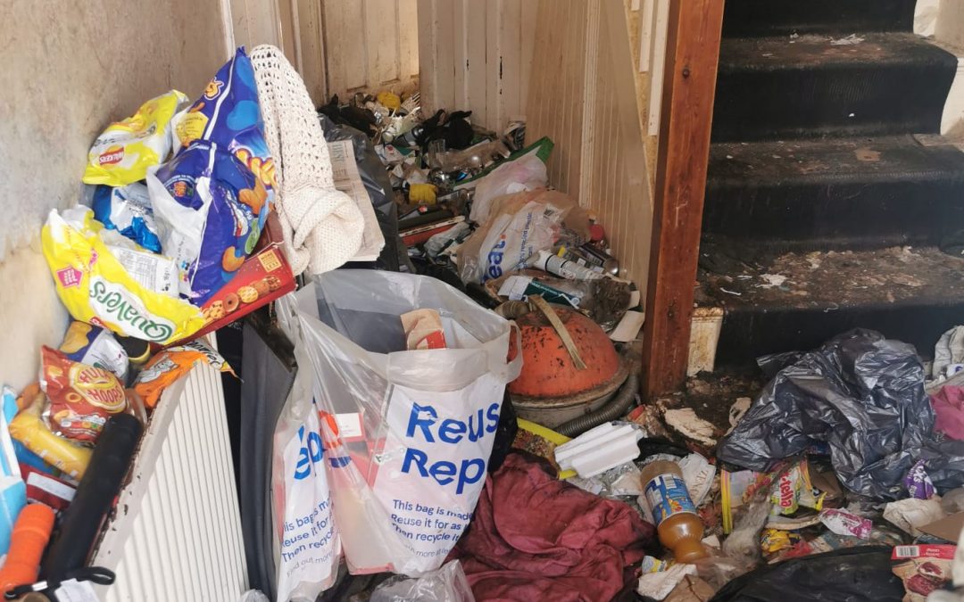 Helping a hoarder tenant